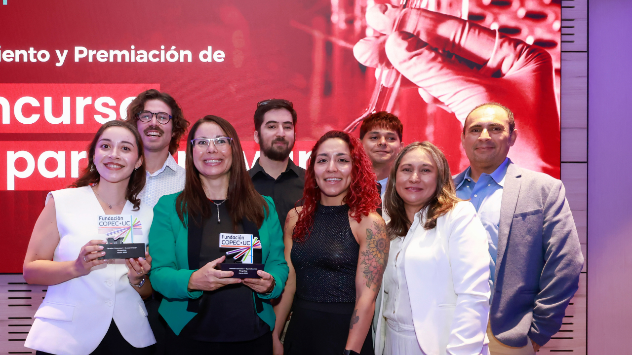 PhageStop: Proyecto liderado por la Dra. Andrea Moreno es reconocido con premio I+D para Innovar 2025 por su aporte a la innovación alimentaria