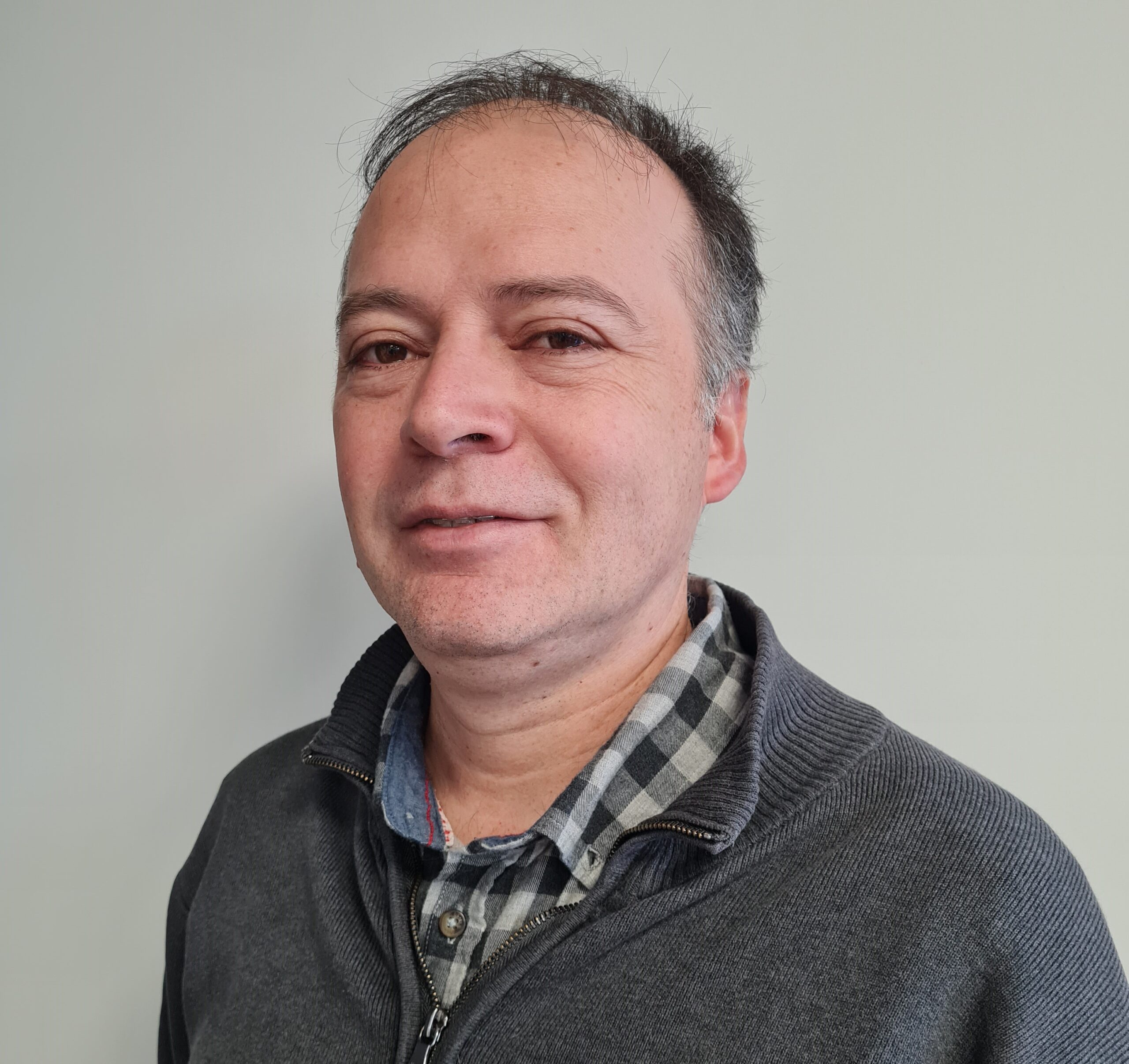 Óscar Peralta T.